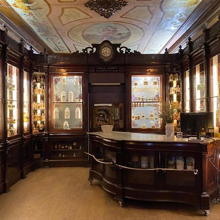 Pharmacia Guesthouse Coimbra Bagian luar foto