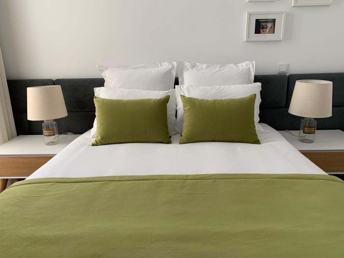 Pharmacia Guesthouse Coimbra Bagian luar foto