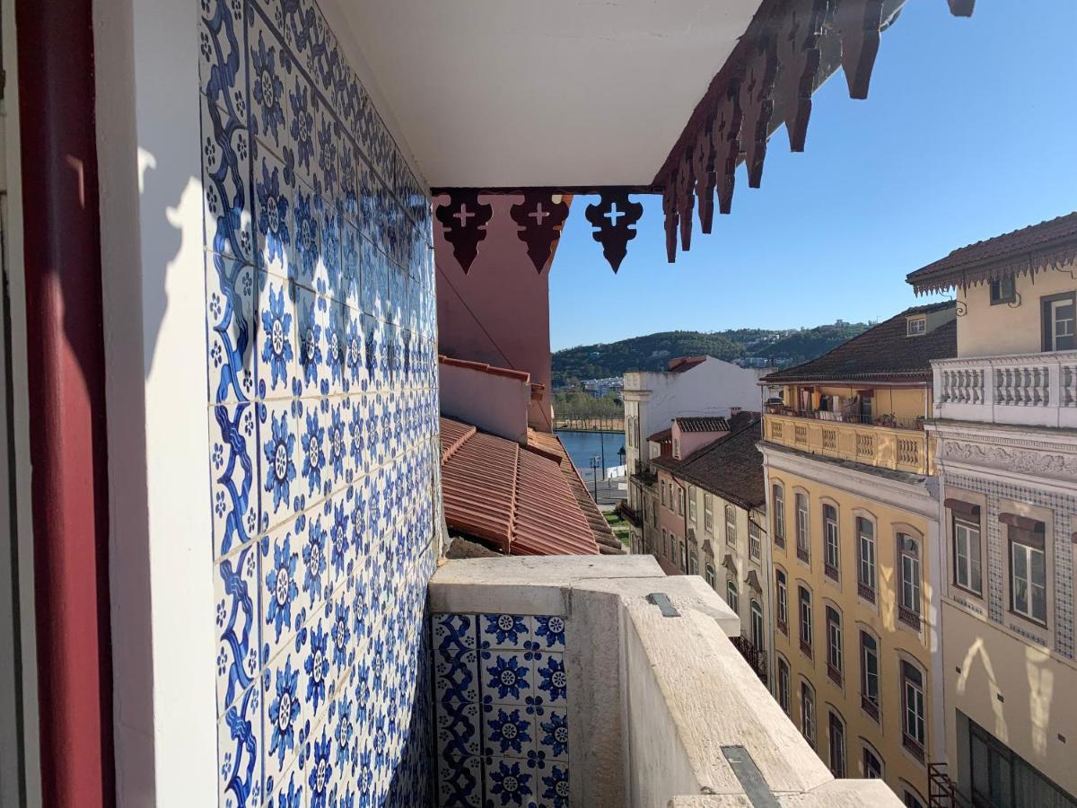 Pharmacia Guesthouse Coimbra Bagian luar foto