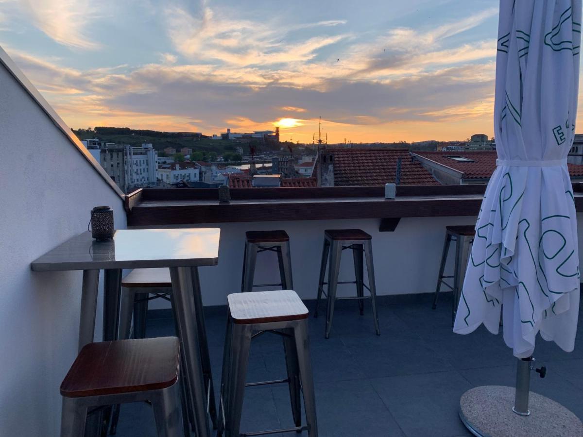Pharmacia Guesthouse Coimbra Bagian luar foto