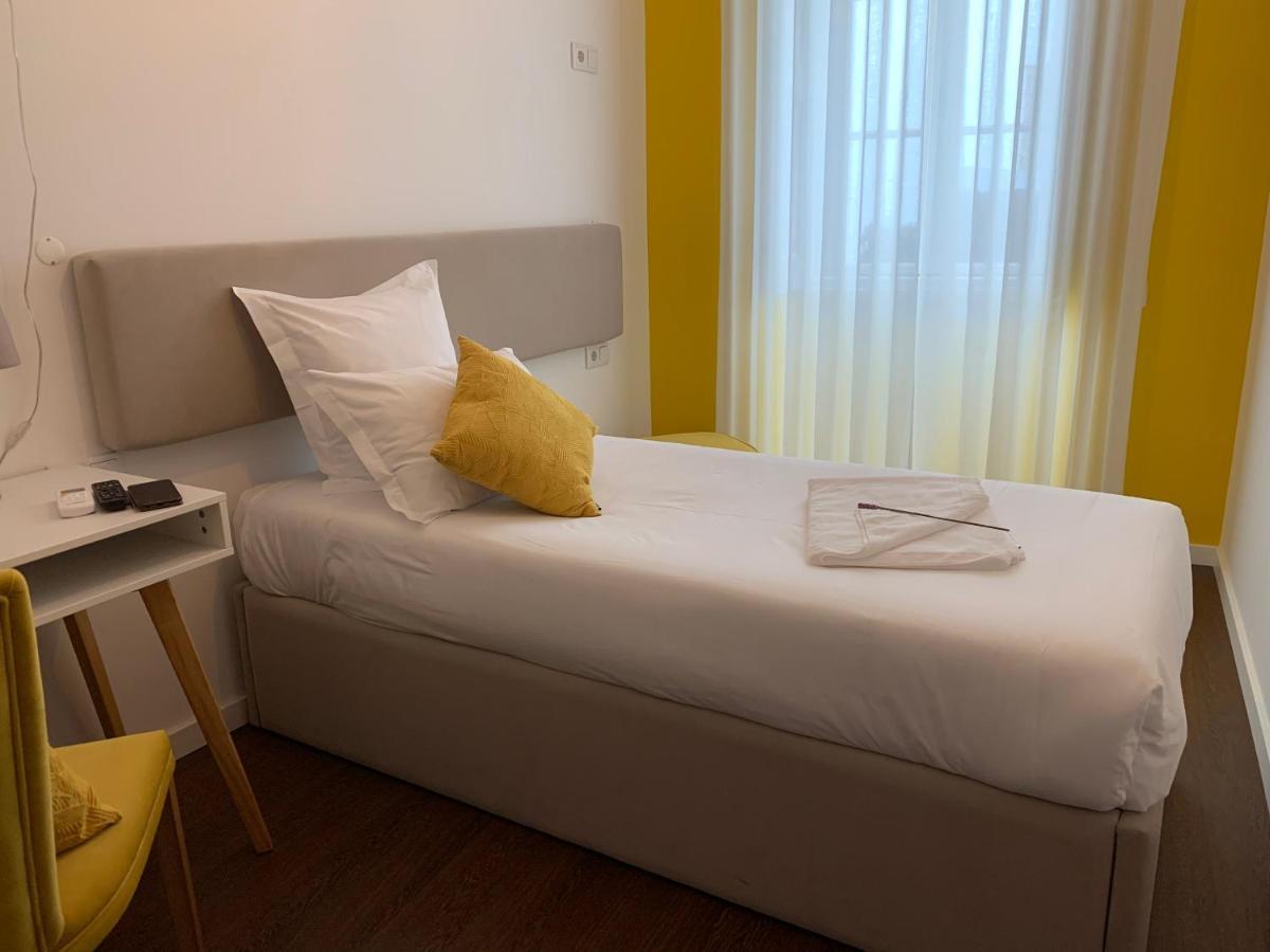 Pharmacia Guesthouse Coimbra Bagian luar foto